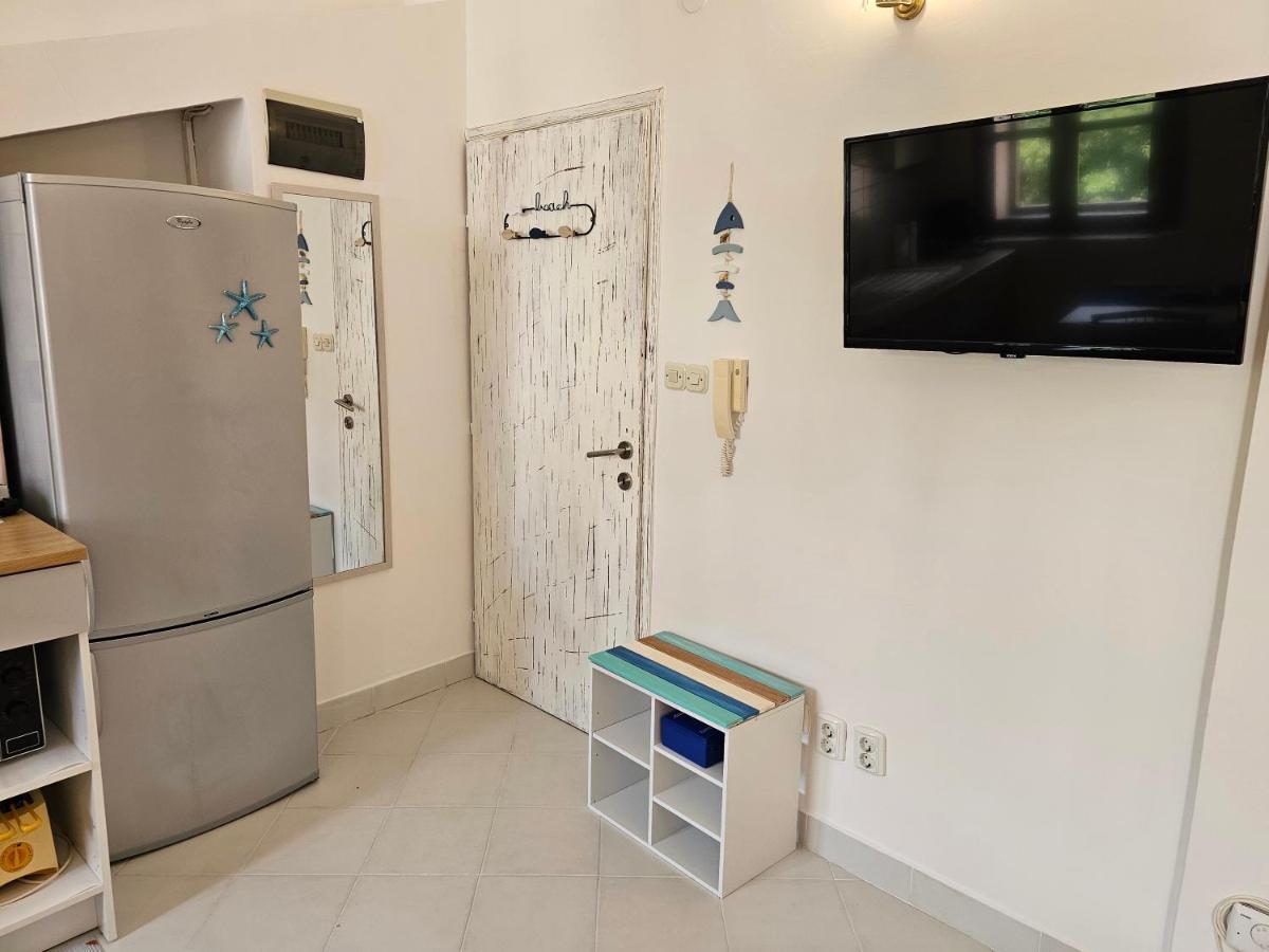 Studio Mare Fuori With Terrace Ровинь Экстерьер фото