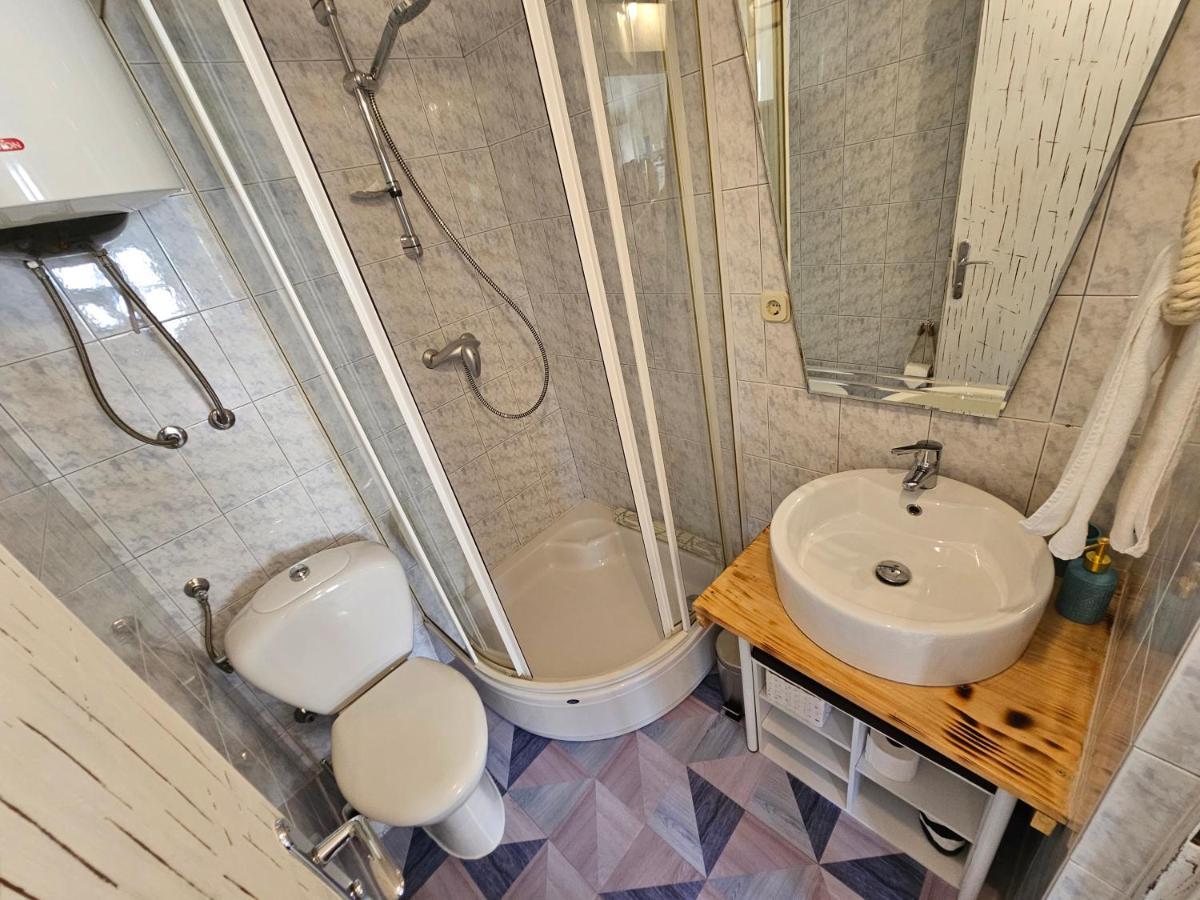 Studio Mare Fuori With Terrace Ровинь Экстерьер фото