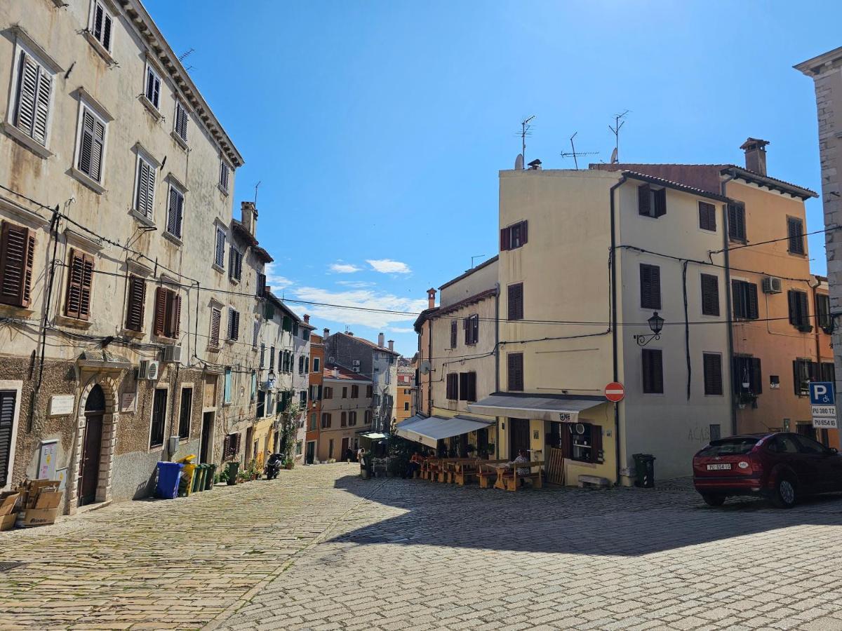 Studio Mare Fuori With Terrace Ровинь Экстерьер фото